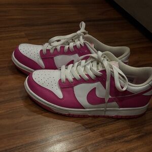 Nike Women's Pink and White Sneakers